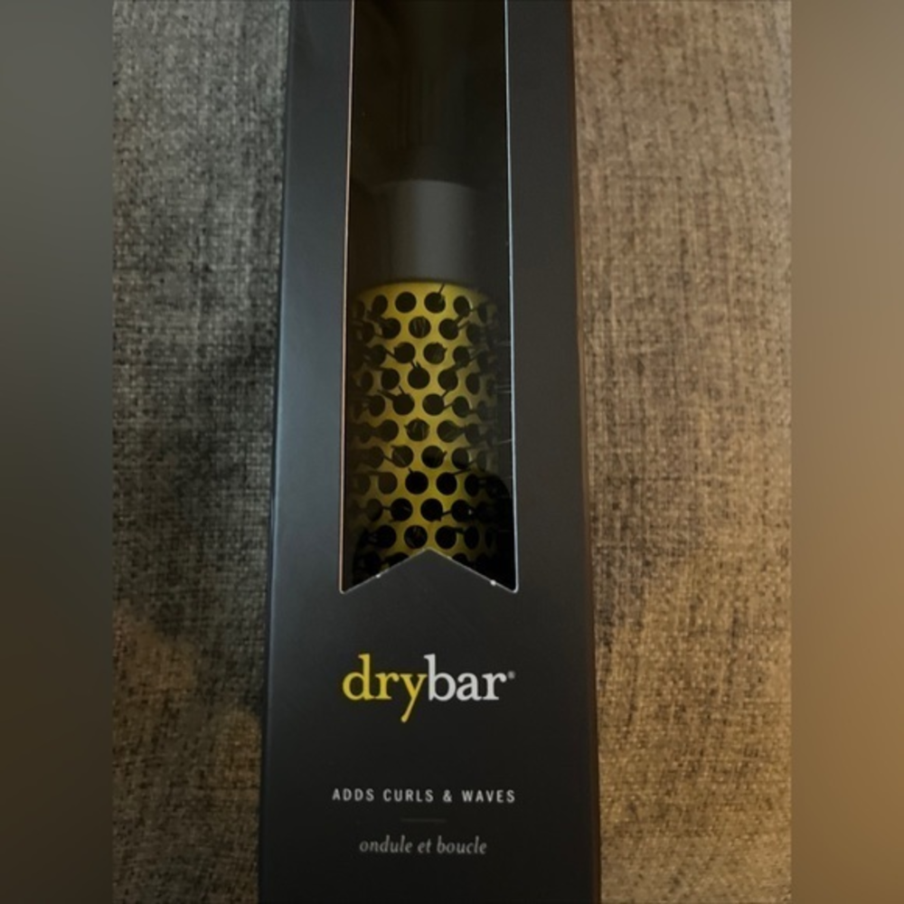 New, Half Pint‎ drybar 1.75” ceramic round brush